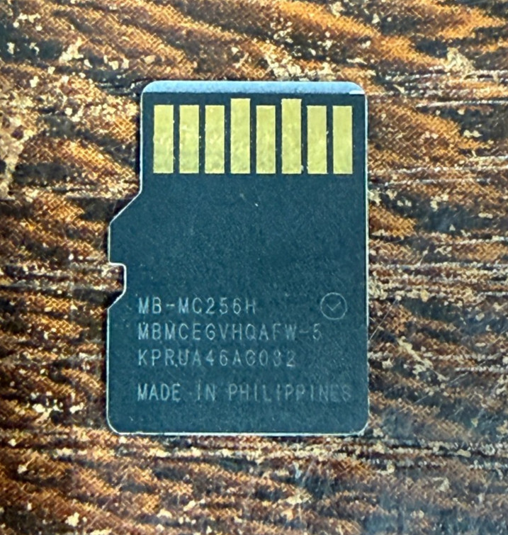 Samsung EVO Plus 256GB MicroSDXC Micro SD Memory Card – Excellent Condition
