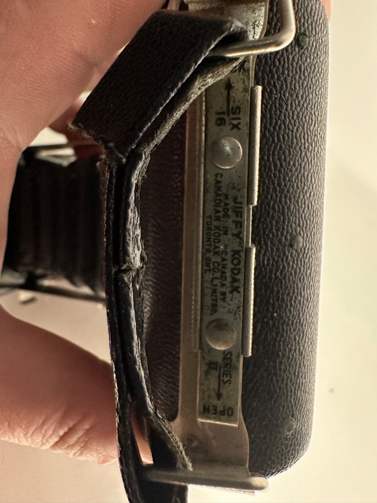 Vintage Jiffy Kodak Six-16 Series II Folding Camera – Made in Canada