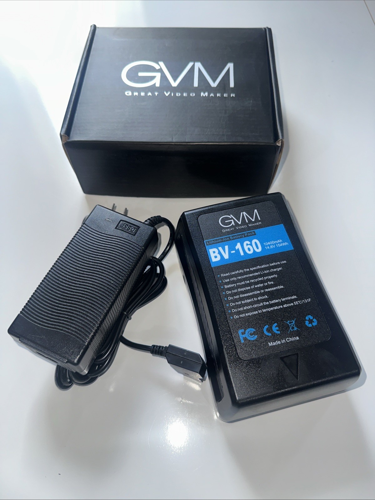 GVM BV-160 160Wh 14.8V 10400mAh Li-Ion V-Mount Battery with D-Tap DC Outputs