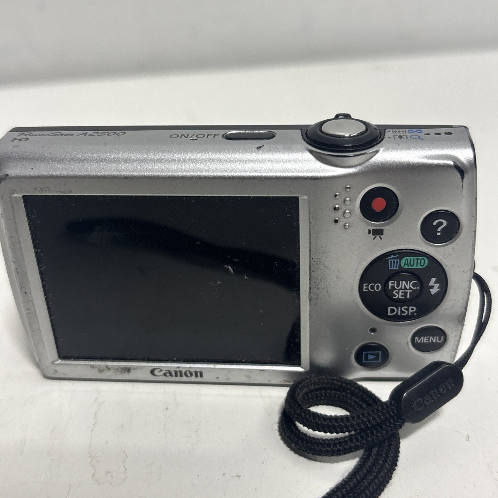 Canon PowerShot A2500 16.0MP Digital Camera – Black For Parts Damaged Lens