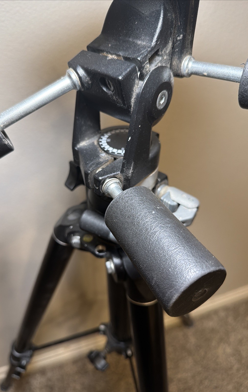Manfrotto 074B Professional Tripod With Manfrotto # 29 Mk2 Head