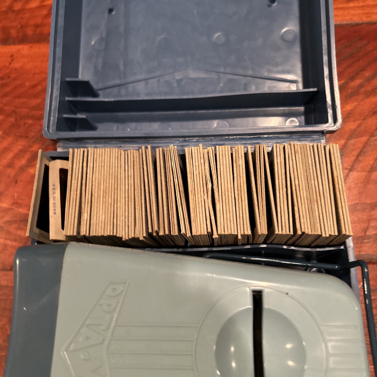 Vintage Opta Vue Slide Viewer 35mm Slides Handheld Battery Powered w case & box