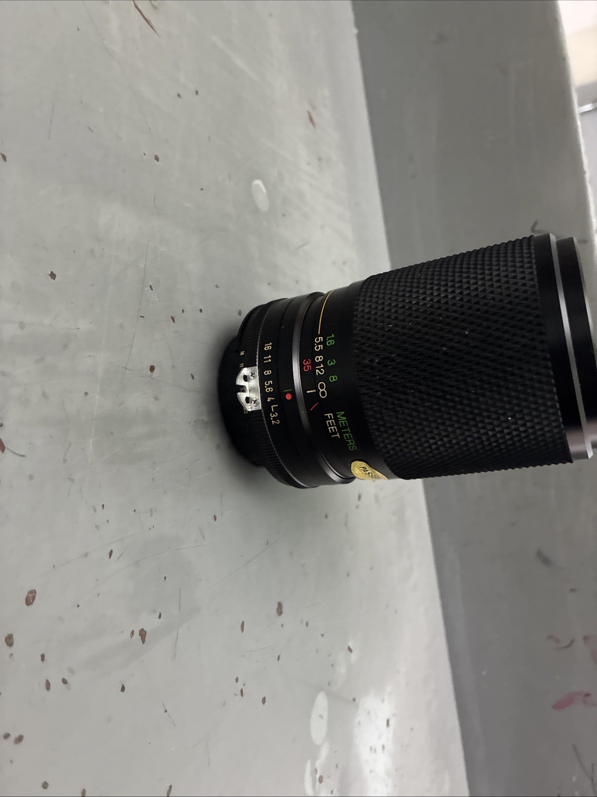 Vivitar Camera Lense 35-10MM Macro Focusing Zoom 1:3.2-4.0 No.77201013