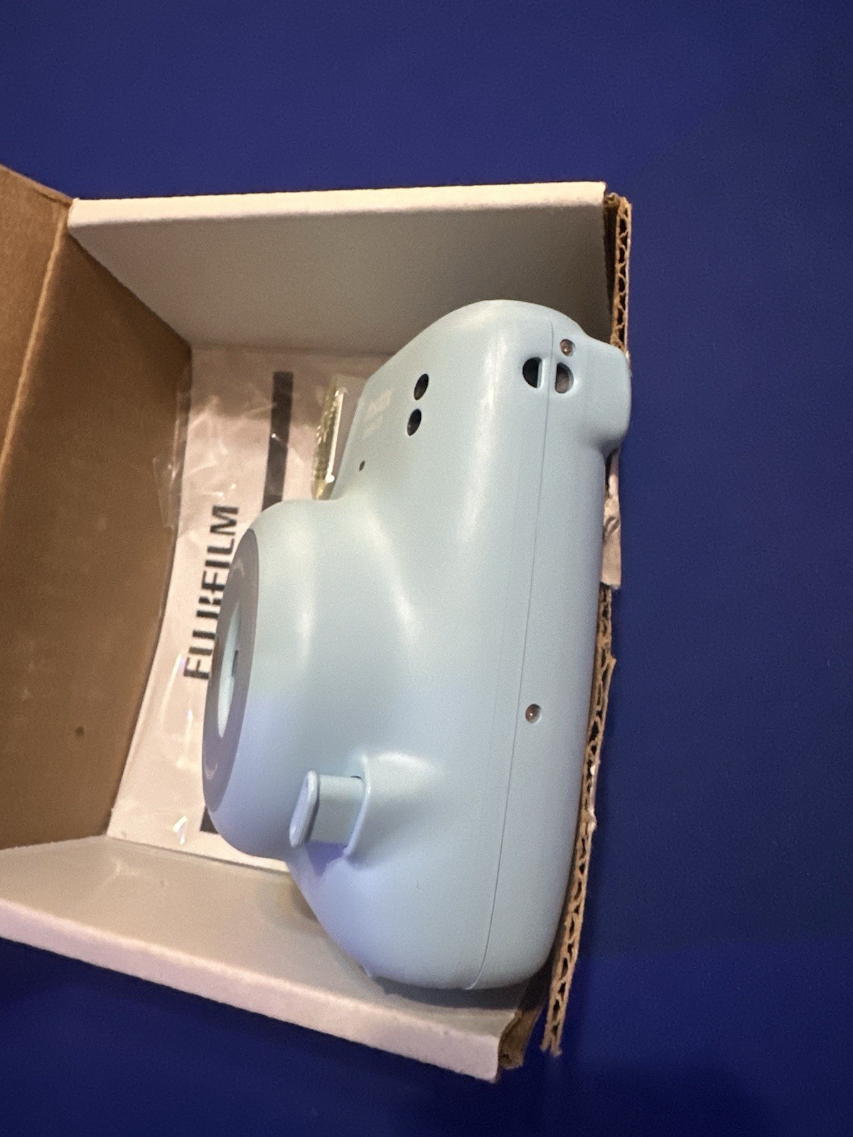 Fujifilm Instax Mini 11 Instant Film Camera – Sky Blue