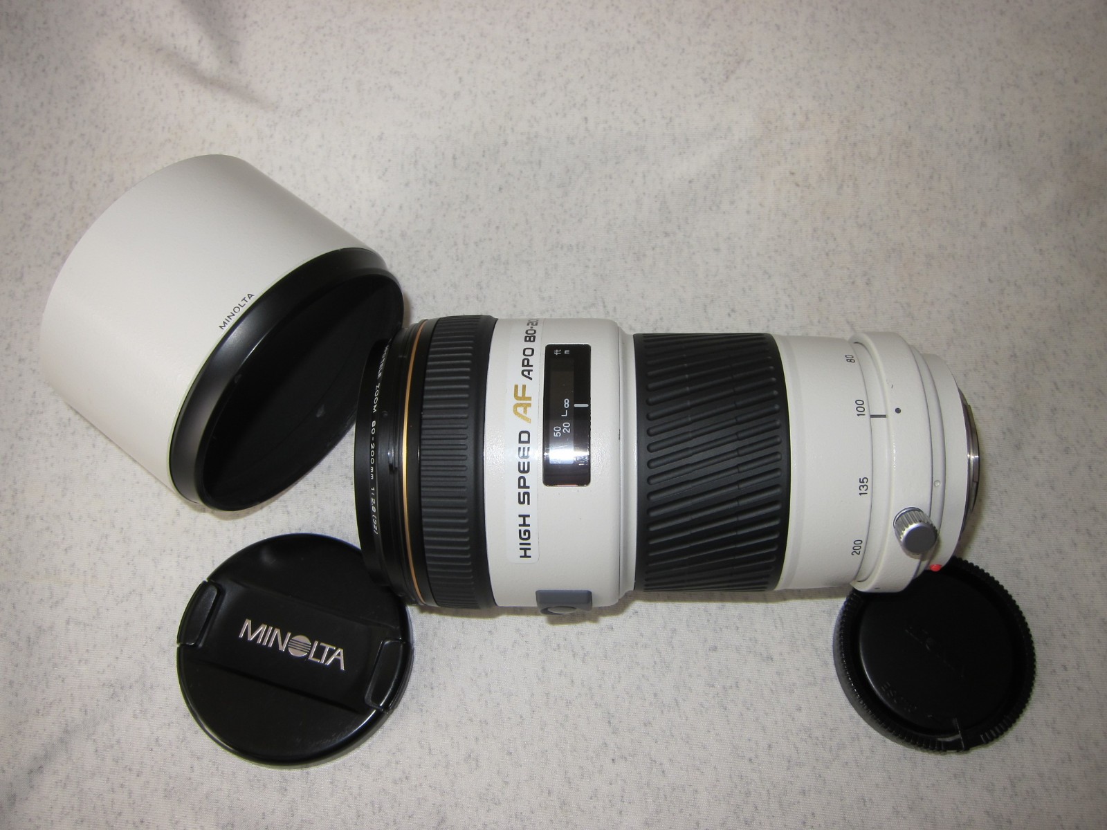 Minolta High Speed AF APO Tele Zoom 80-200mm 1:2.8 Sony/Minolta A-Mount Japan.