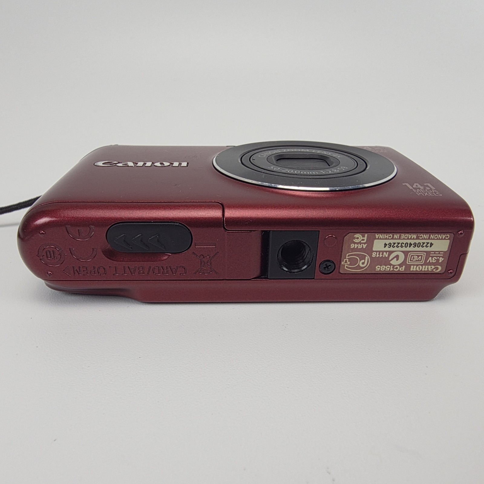 Canon Powershot A2200 HD 14.1MP 4X Zoom Digital Camera (Parts/Repair)