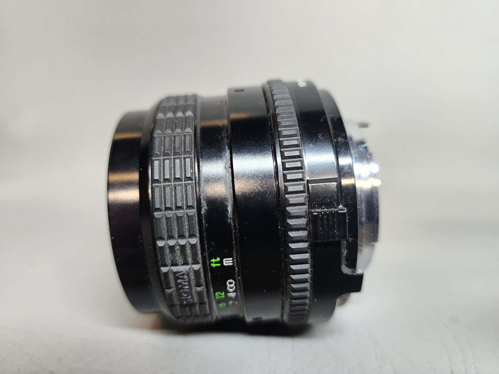 Sigma Mini-Wide 1:2.8 F=28mm Multi-Coated