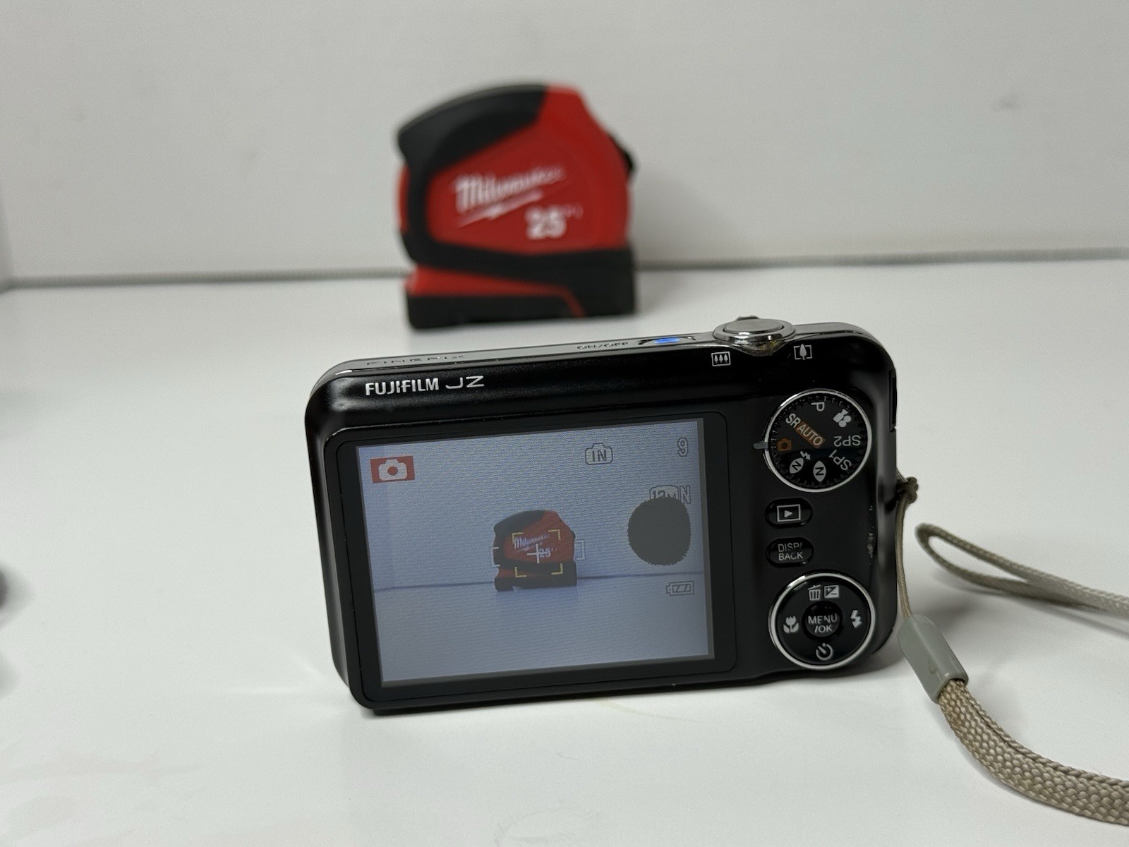 Fujifilm FinePix JZ300 12MP Digital Camera Black 10x Zoom Works W/ Screen Issue!