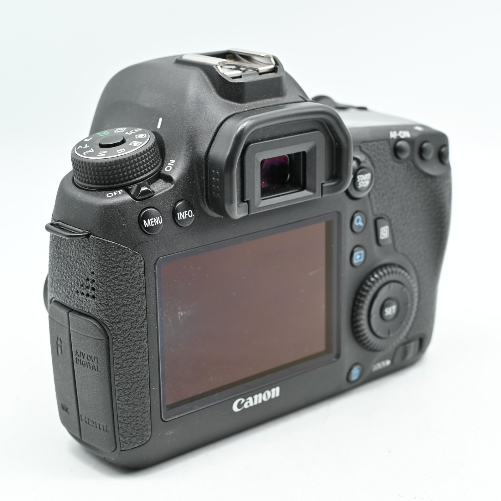 Canon EOS 6D Camera Body (25 Languages) Shuttercount 5,930 [Near Mint]