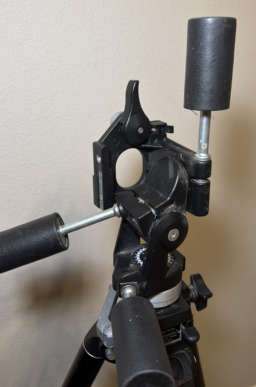 Manfrotto 074B Professional Tripod With Manfrotto # 29 Mk2 Head