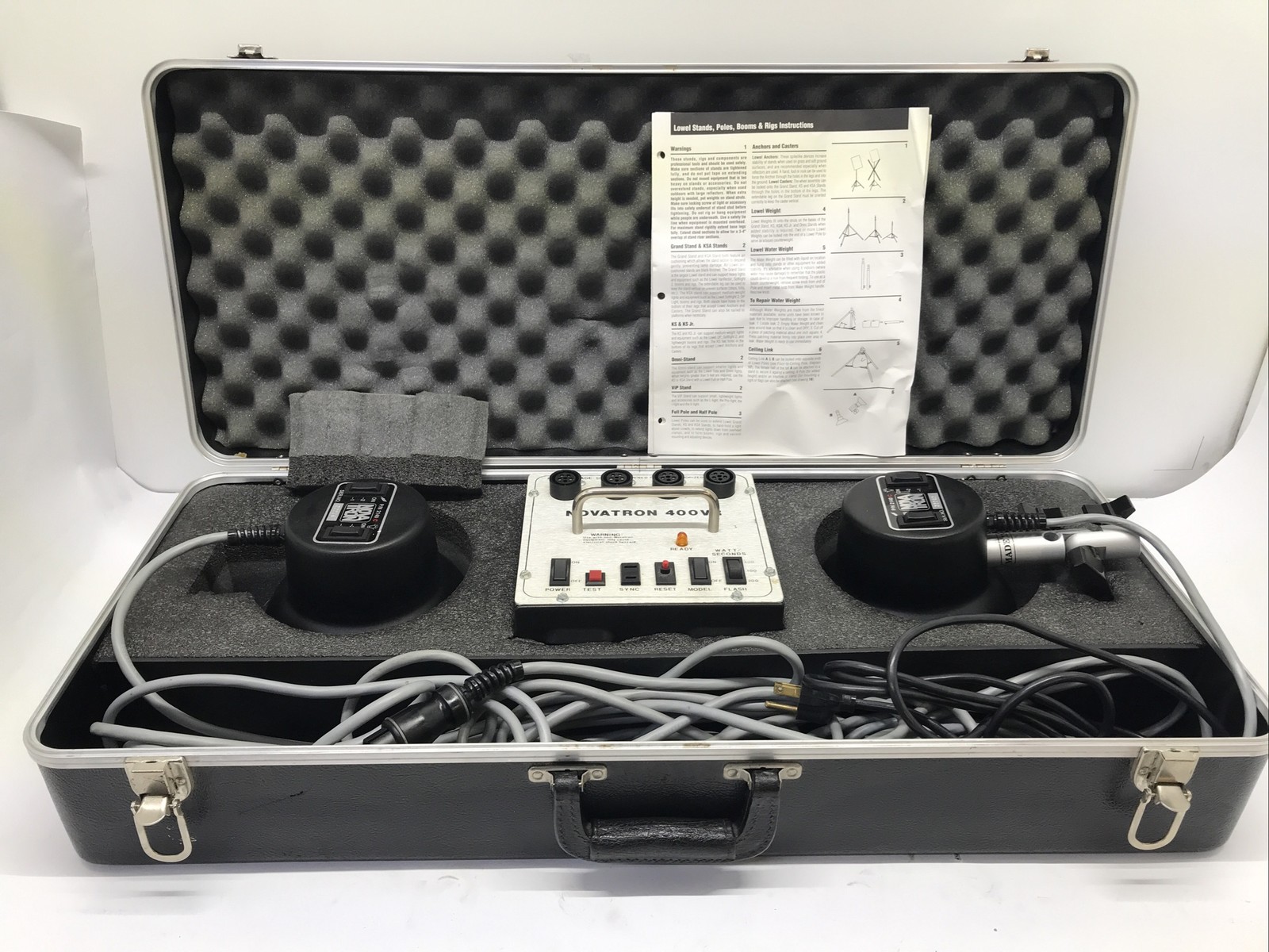 Novatron 400VR Powerpack w/ 2x 2140 Heads, Case, and Wein camera adapter