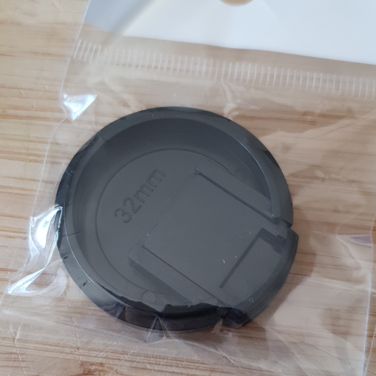 2x 32mm Snap-On Front Lens Caps with Snap-Clips, Universal Fit