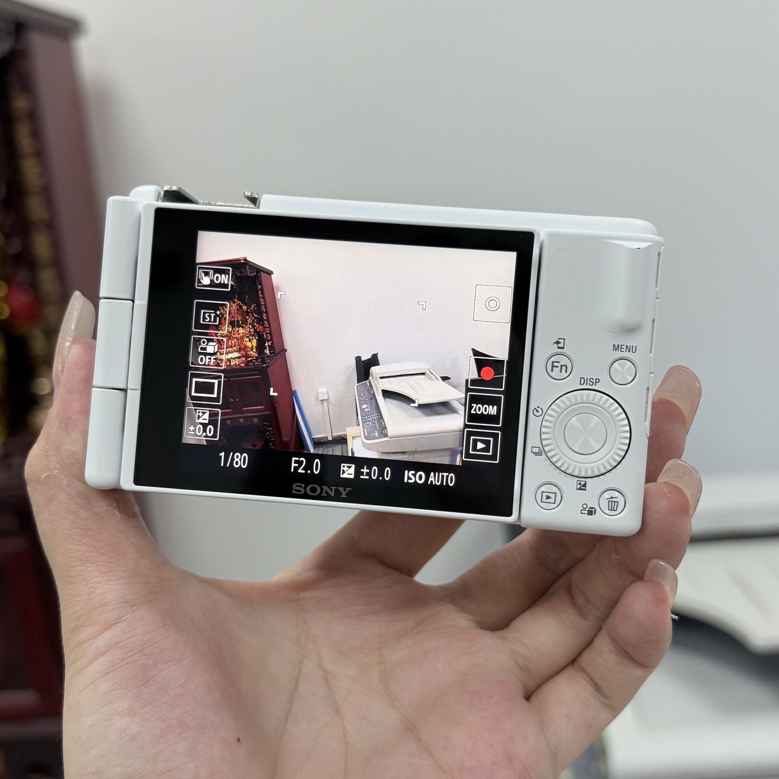 Sony ZV-1F 20.1MP Vlogging Camera – White Mint Condition