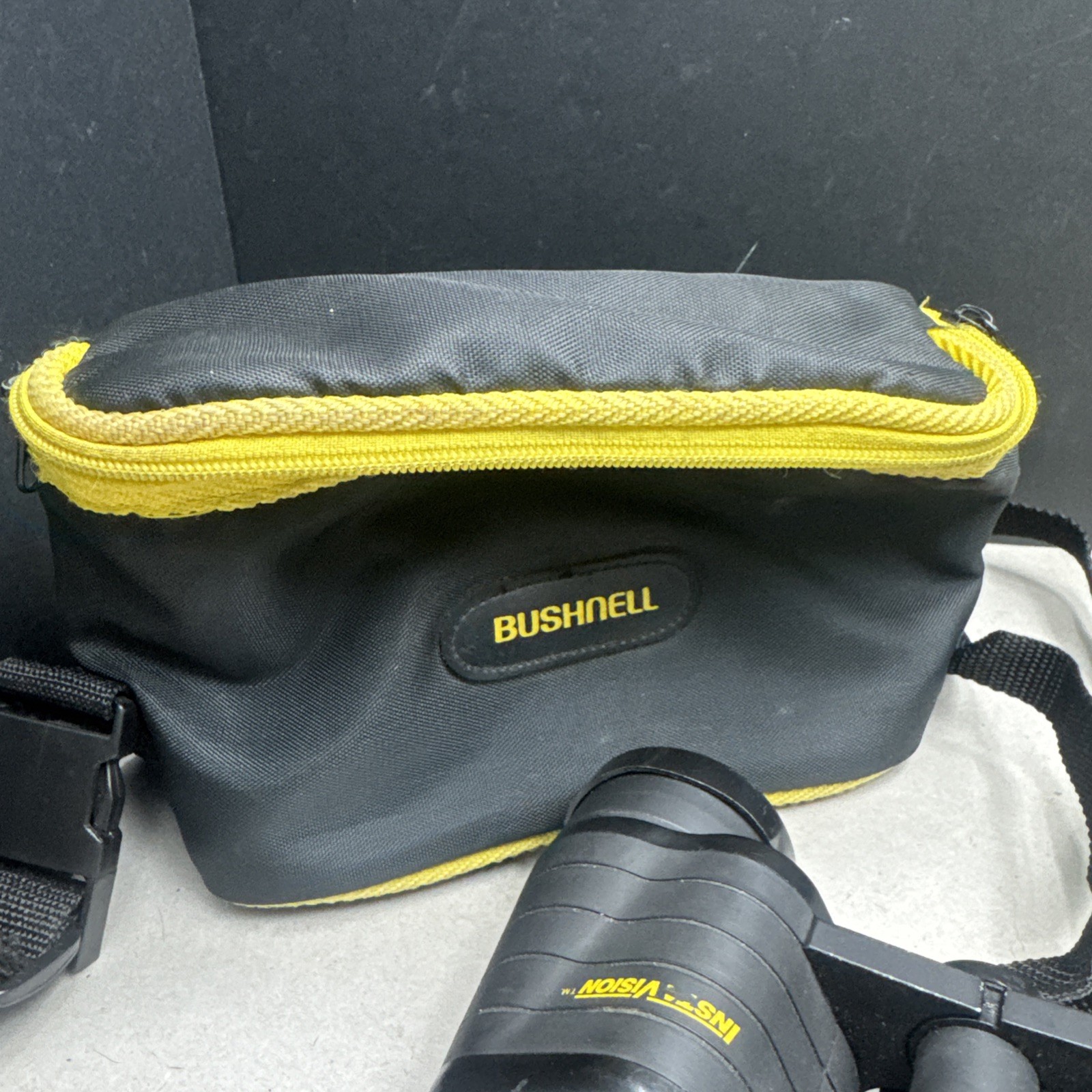 Bushnell Insta Vision binoculars w/hand strap & case 7×35 WA nice condition