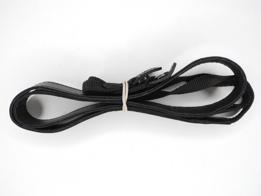 Leica 9/16″ Camera Neck Strap w/ Metal Rings Included with D-LUX 7 (Fits Others)