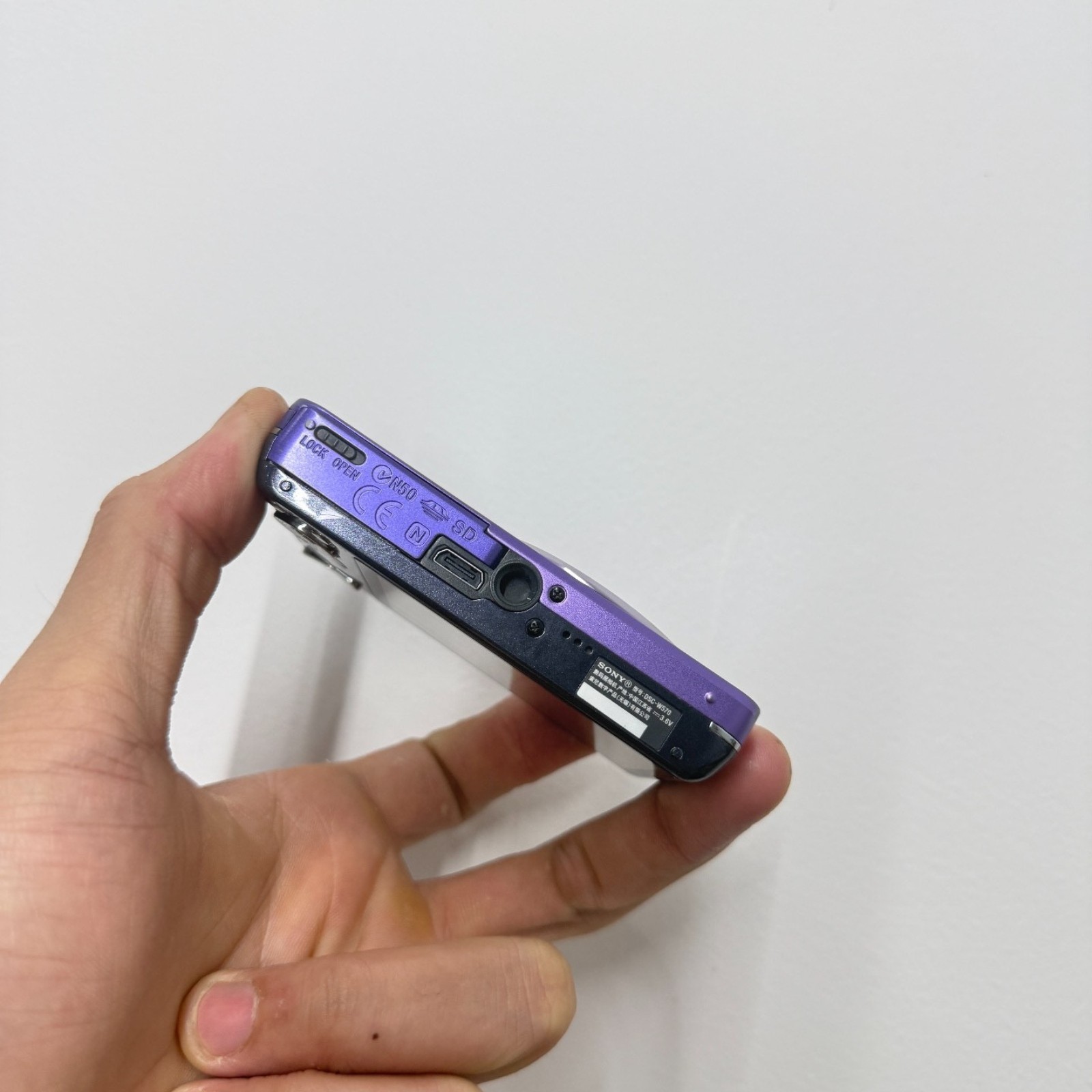 Sony Cyber-Shot DSC-W570 Digital Camera 16.1MP 5x Optical Zoom 720p HD Panorama