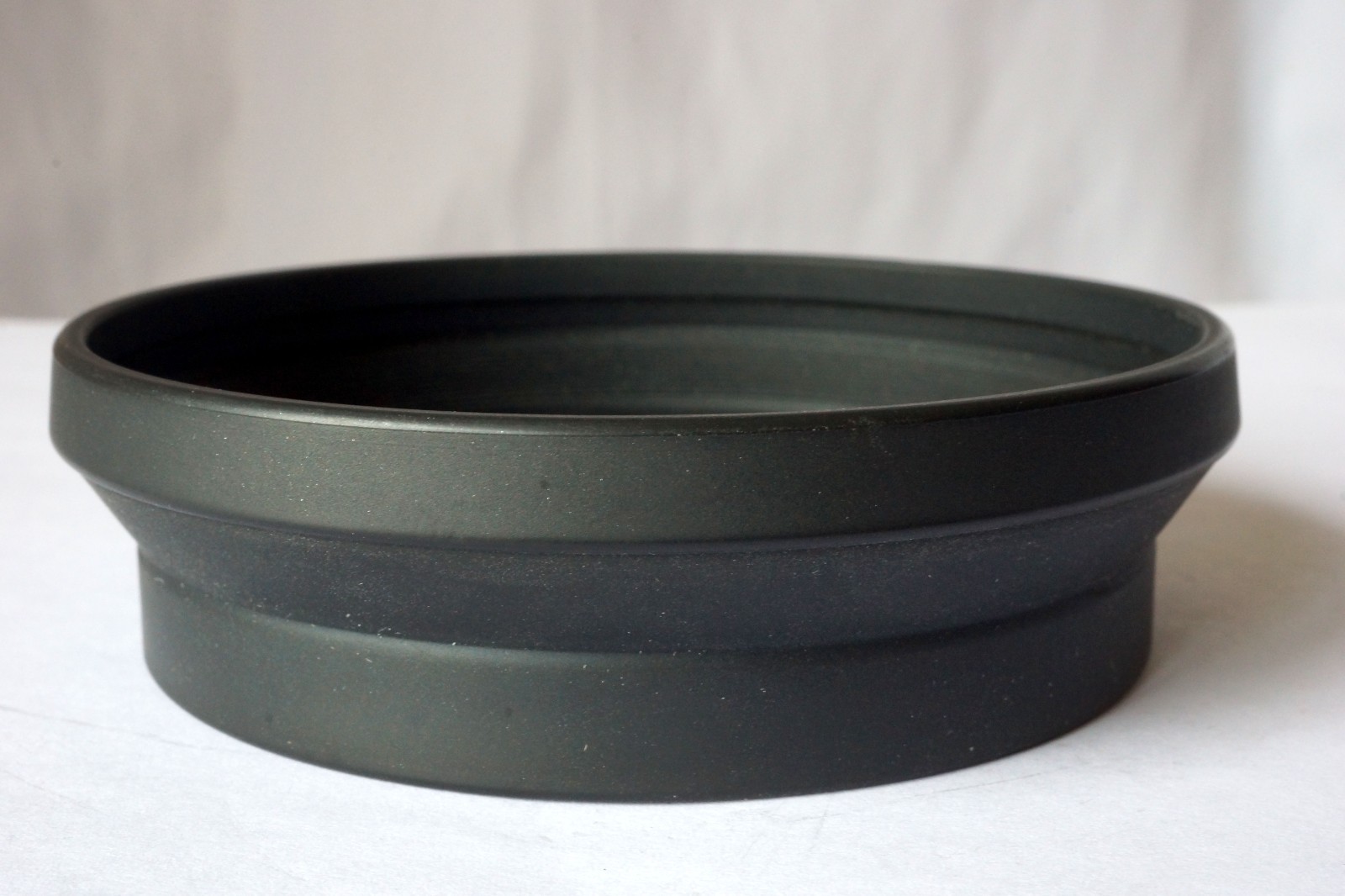 SIGMA Twist on Rubber Hood Shade w/ Cap for 28-200mm lens AF 72mm rim f3.8-5.6