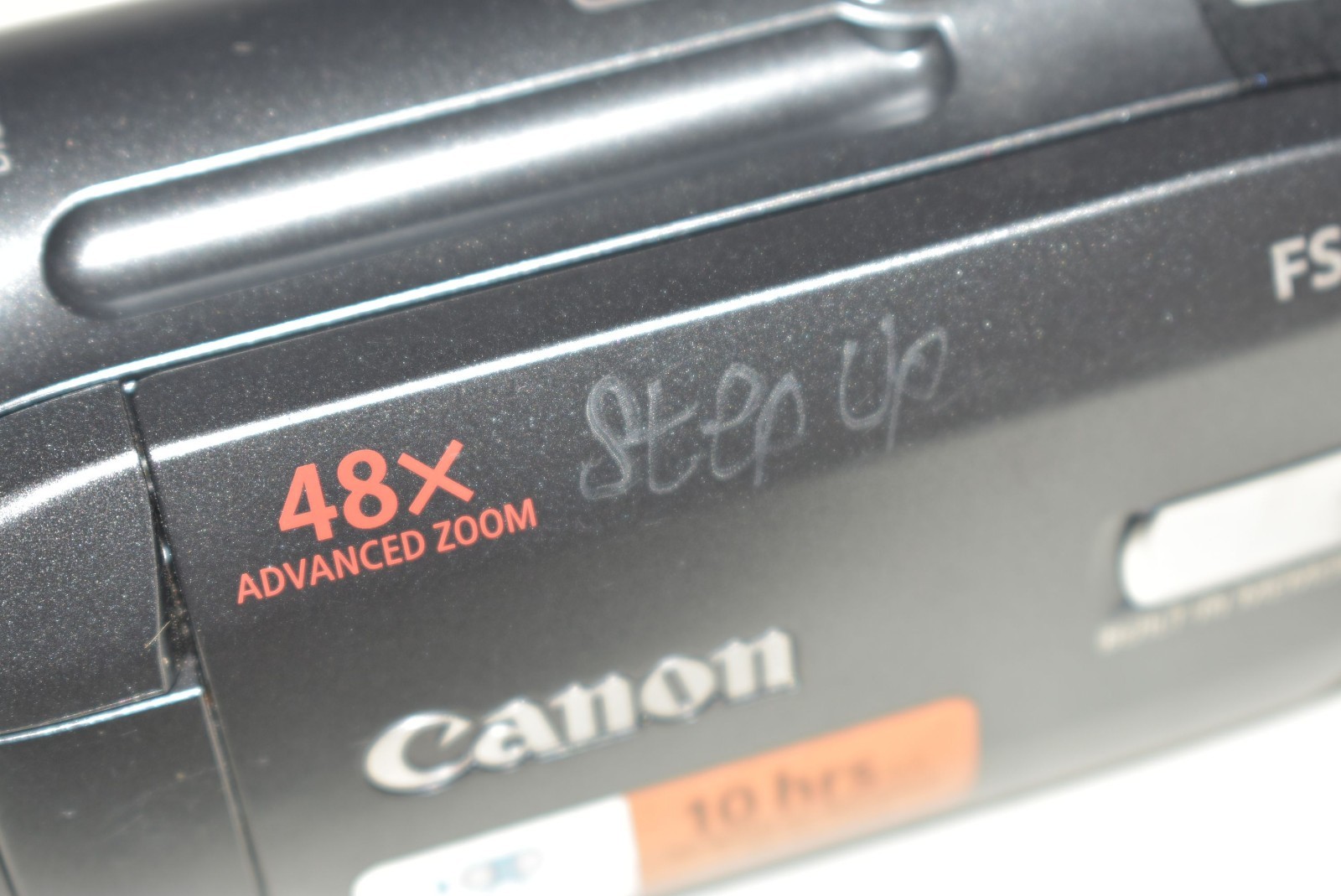 Canon FS11 (Gray) 16GB Internal Memory Digital Camcorder w/Case/Battery/Charger
