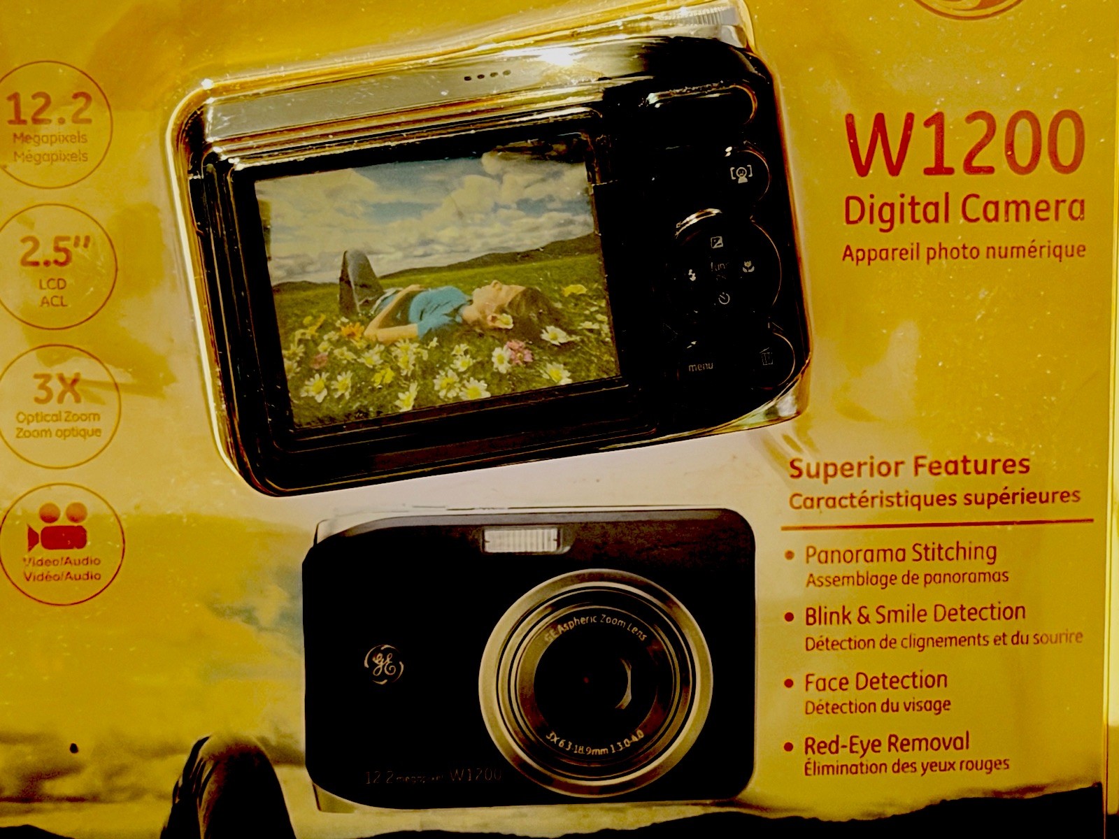 GE W1200 Digital Camera Sealed 12.2MP 3X Zoom NIB New Old Stock