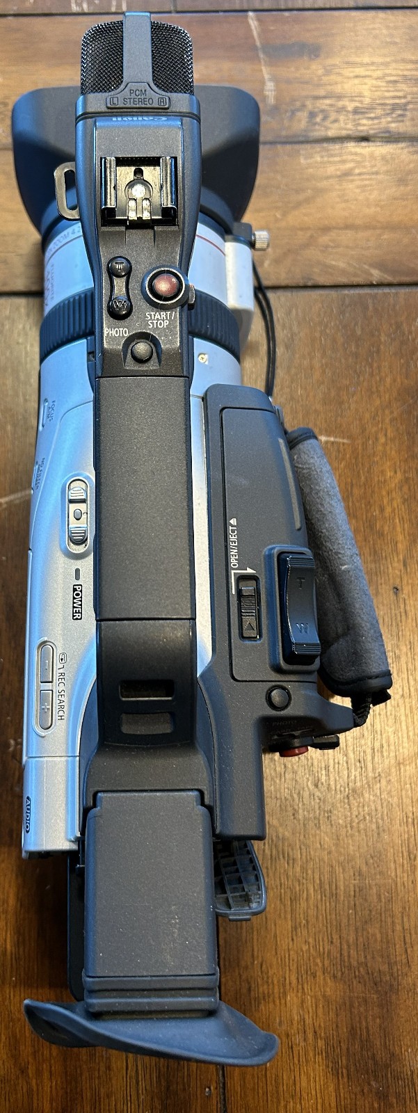 Canon Gl2 Mini DV Standard Definition Camcorder For Parts/Repair