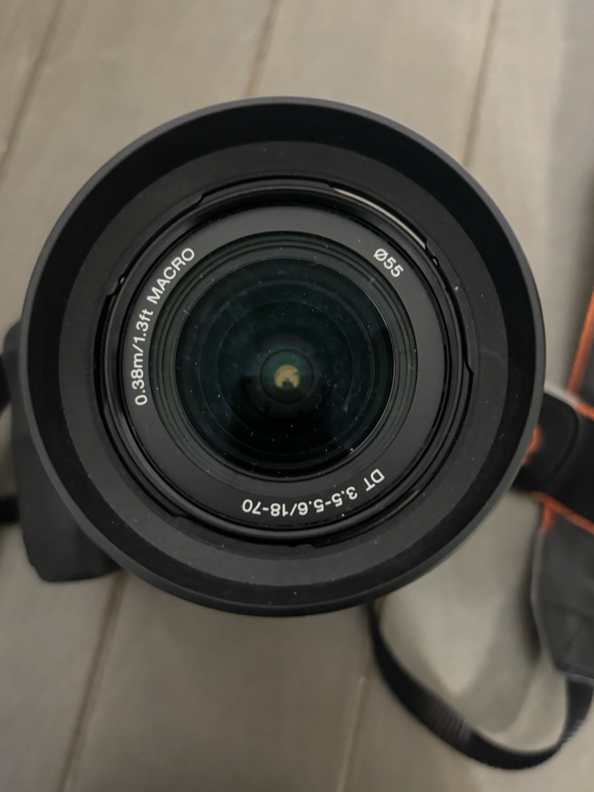Sony Alpha DSLR-A200 Digital SLR 10.2MP 3x 2.7in LCD w/ 18-70mm Lens