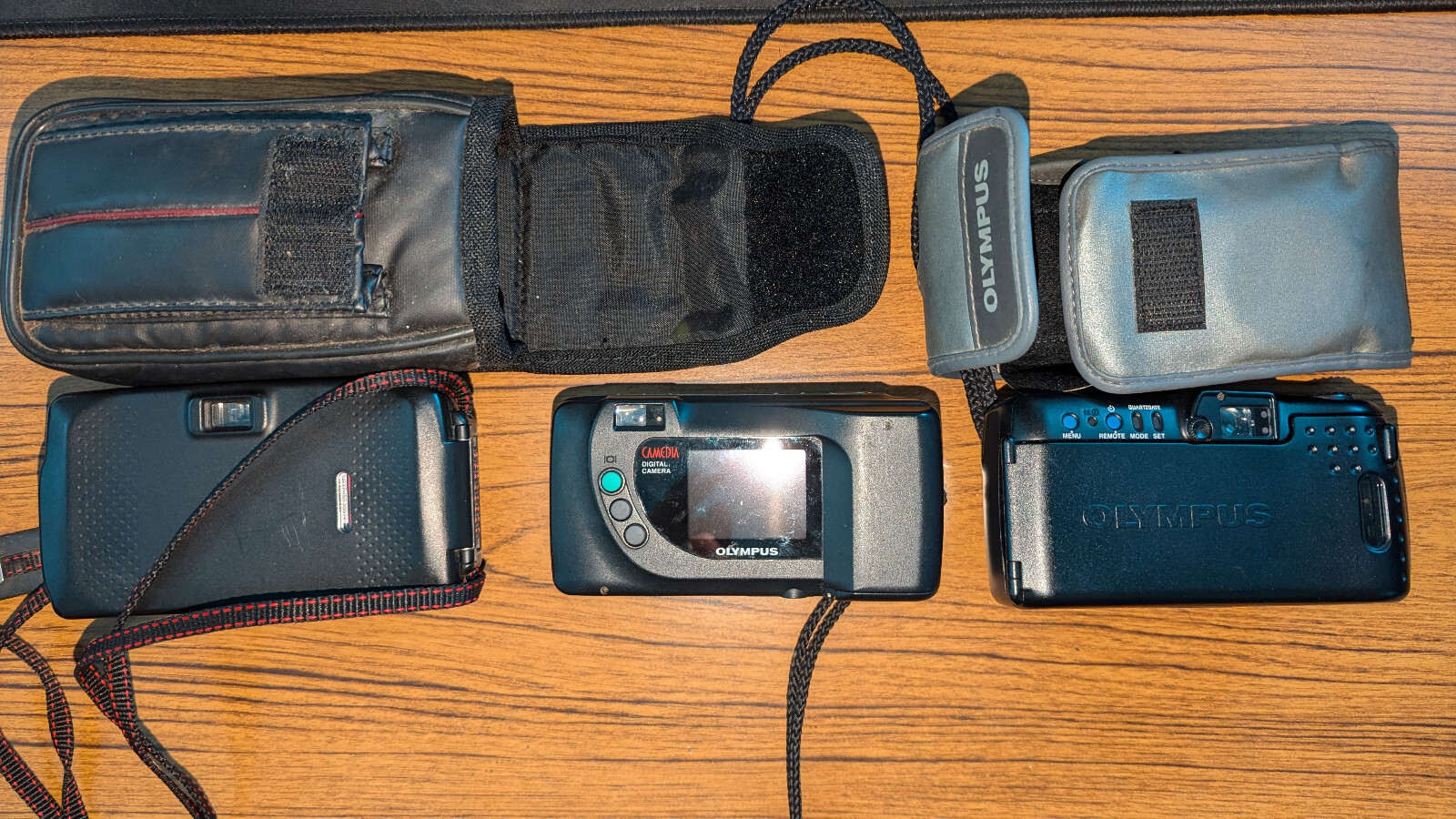 VTG Cameras LOT! Nikon SportTouch & Olympus Super Zoom 3000 & D-360L MAKE OFFER!
