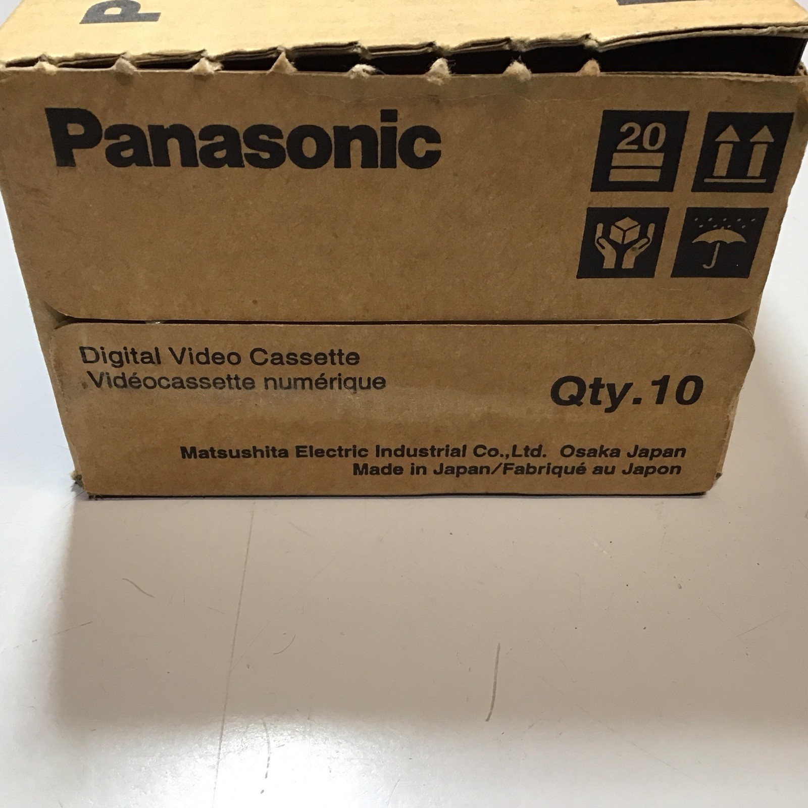BOX OF 10 Panasonic DVCPRO AJ-P33MP Digital Video Cassettes Tapes 33min New