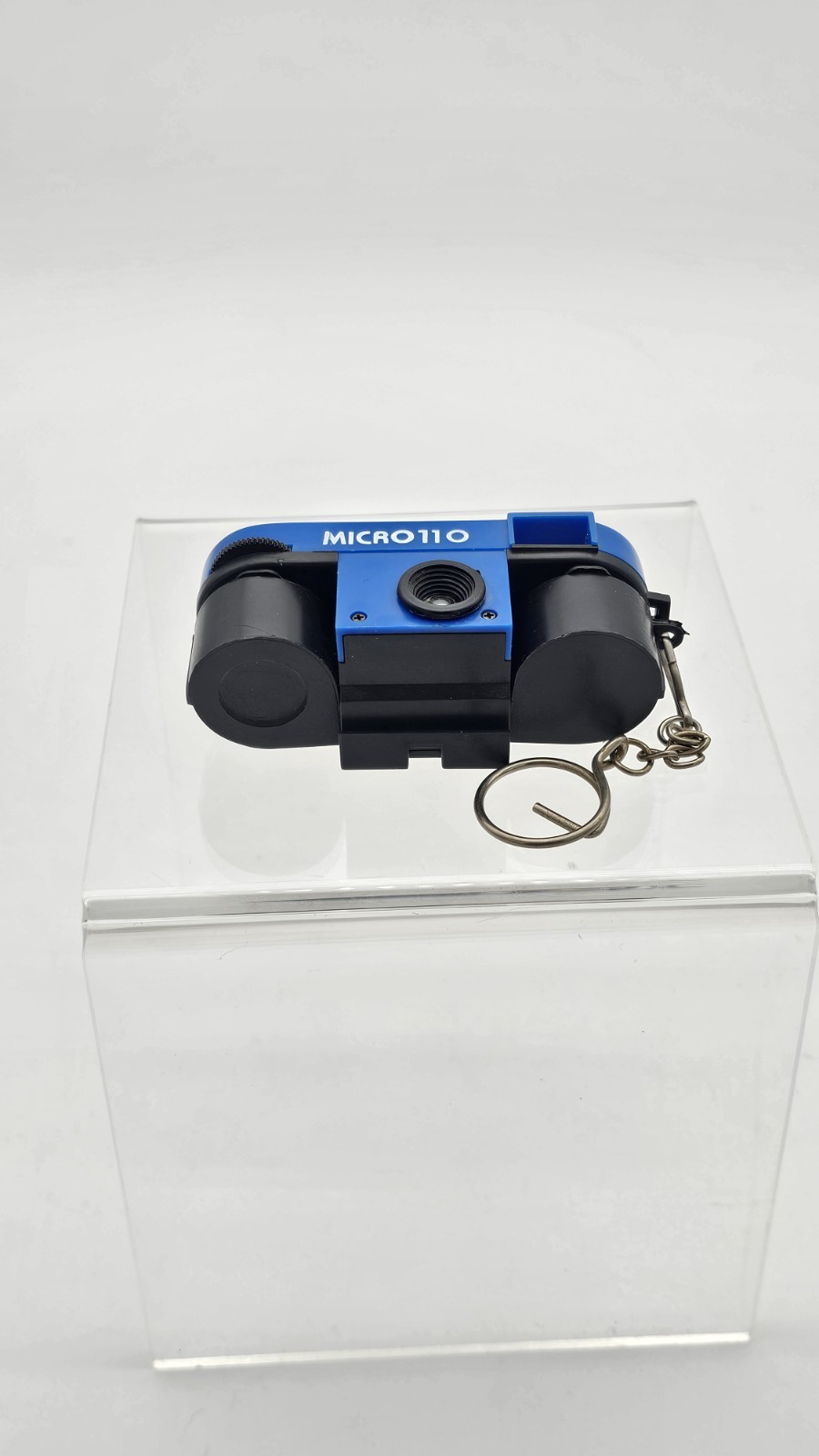 Vintage Micro 110 Film Camera Coin Box Case Plastic Keychain Toy Taiwan