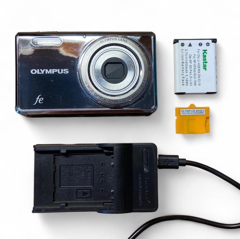 Silver Olympus FE-4000 12MP 4x Optimal Zoom w/ Battery + Charger + SD Adaptor