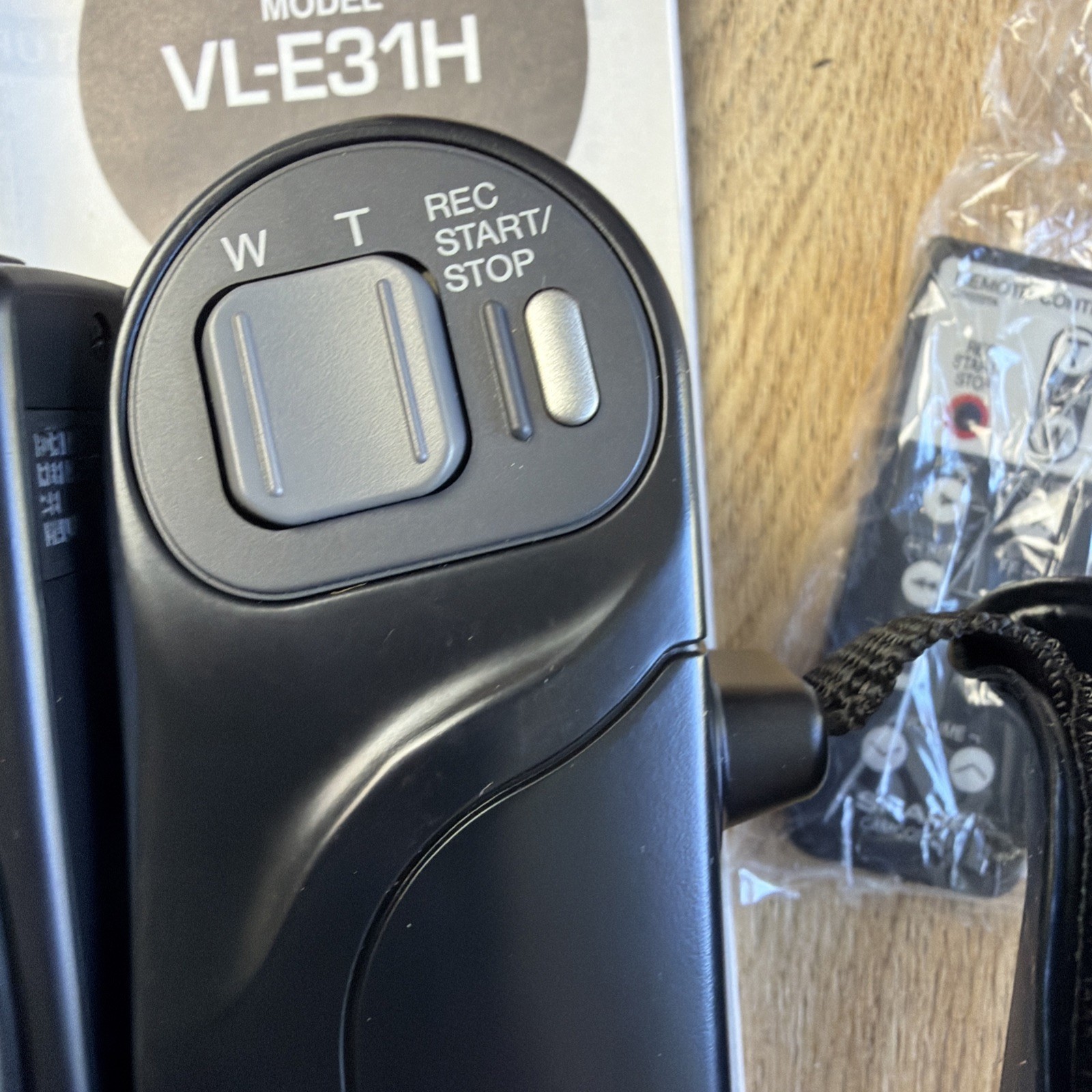 Sharp Viewcam VL-E31 & new tapes Pullman large bag instructions untested l@@k!