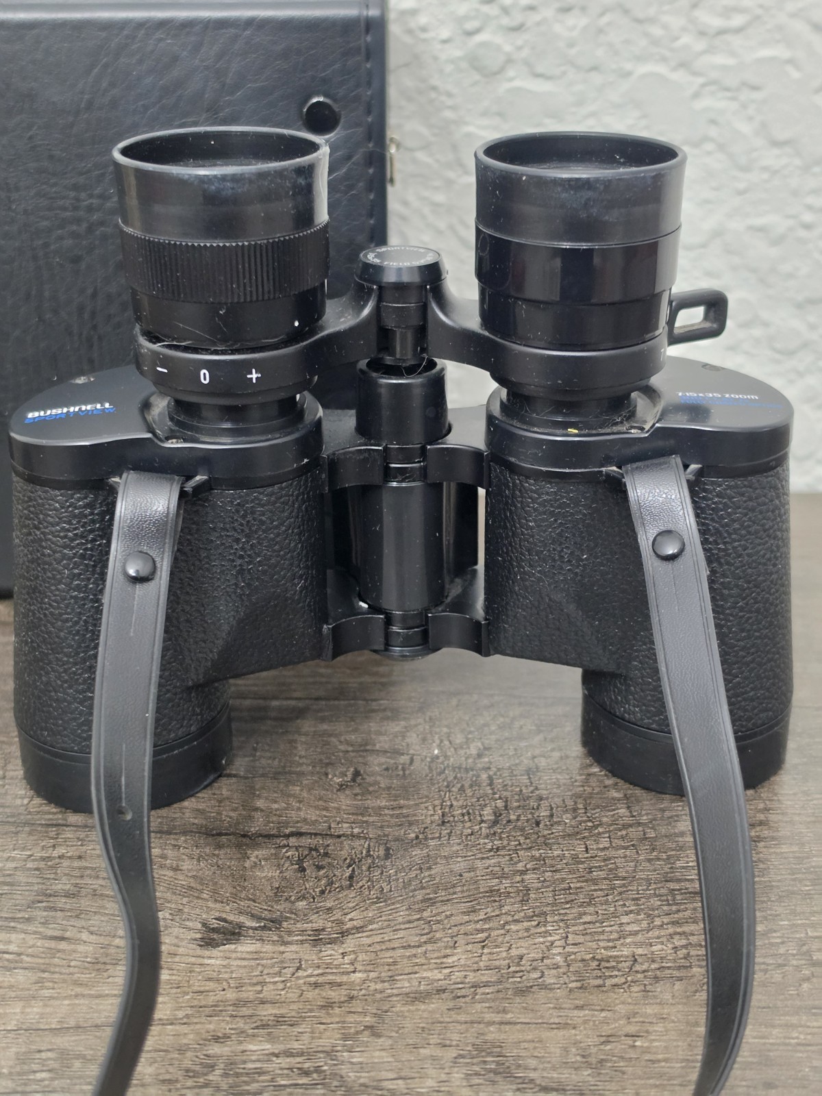Bushnell Sportview 7-15 × 35 Zoom Binoculars & Case Insta-focus