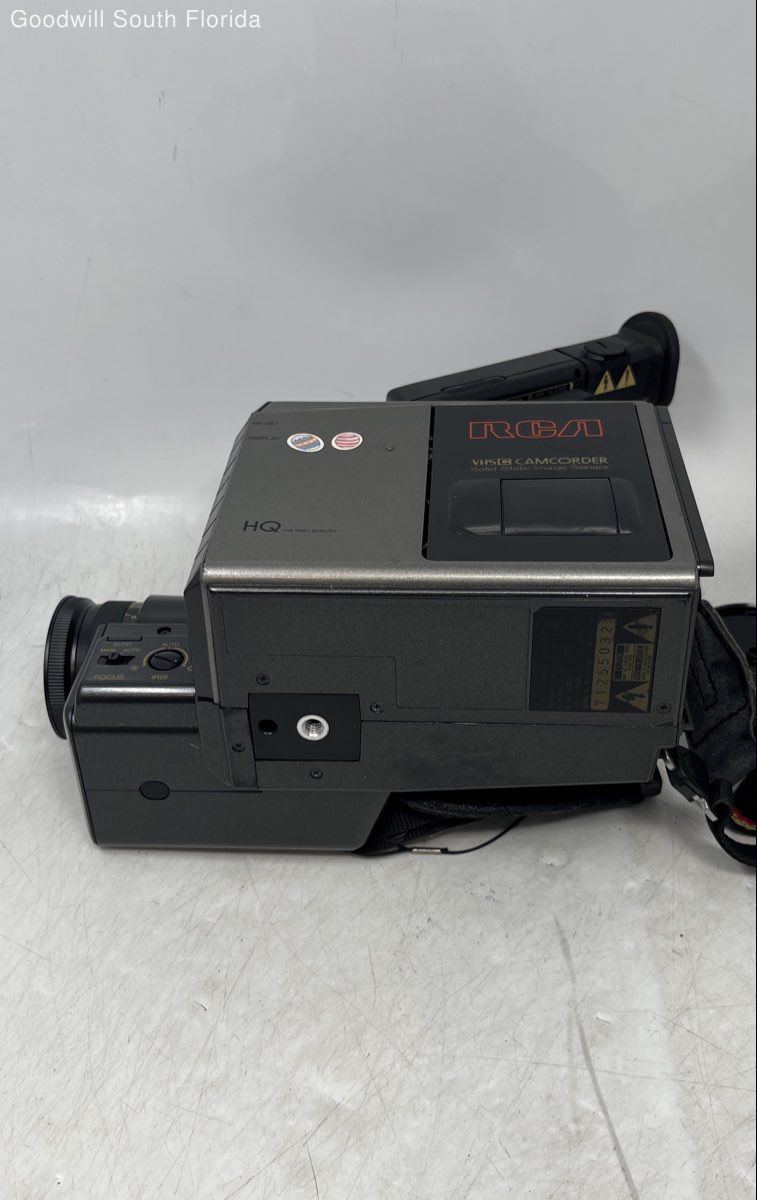 RCA VHS-C Solid State Image Sensor Video Zoom Lens Camcorder