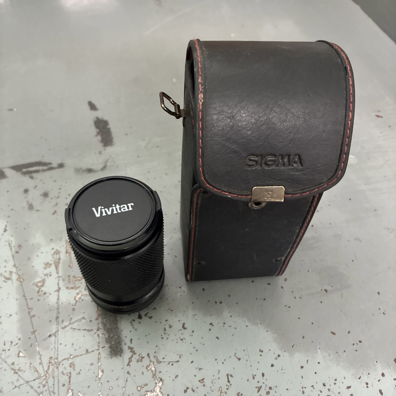 Vivitar Camera Lense 35-10MM Macro Focusing Zoom 1:3.2-4.0 No.77201013