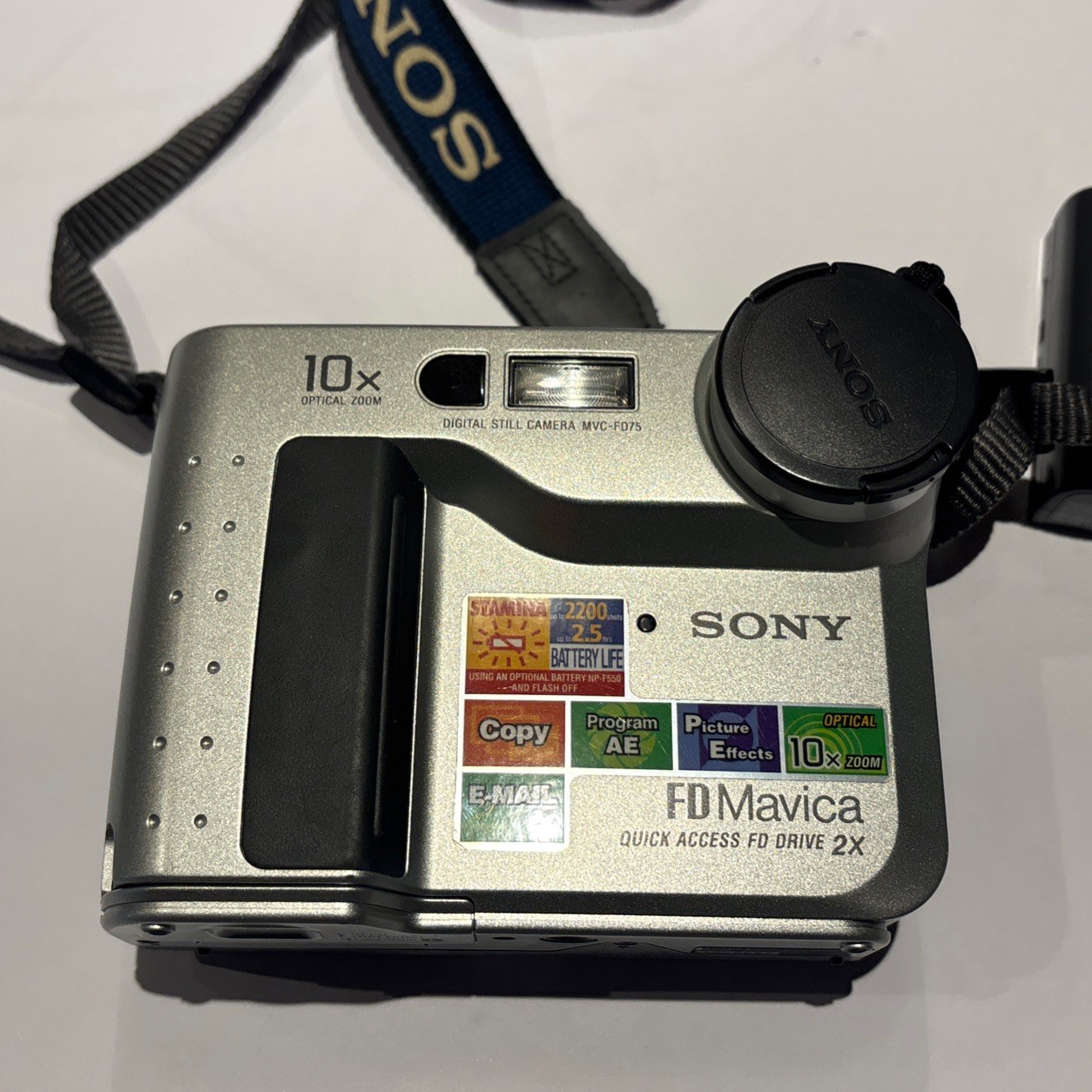 Sony Mavica MVC-FD75 Vintage Still Camera Works *Extras*Read*