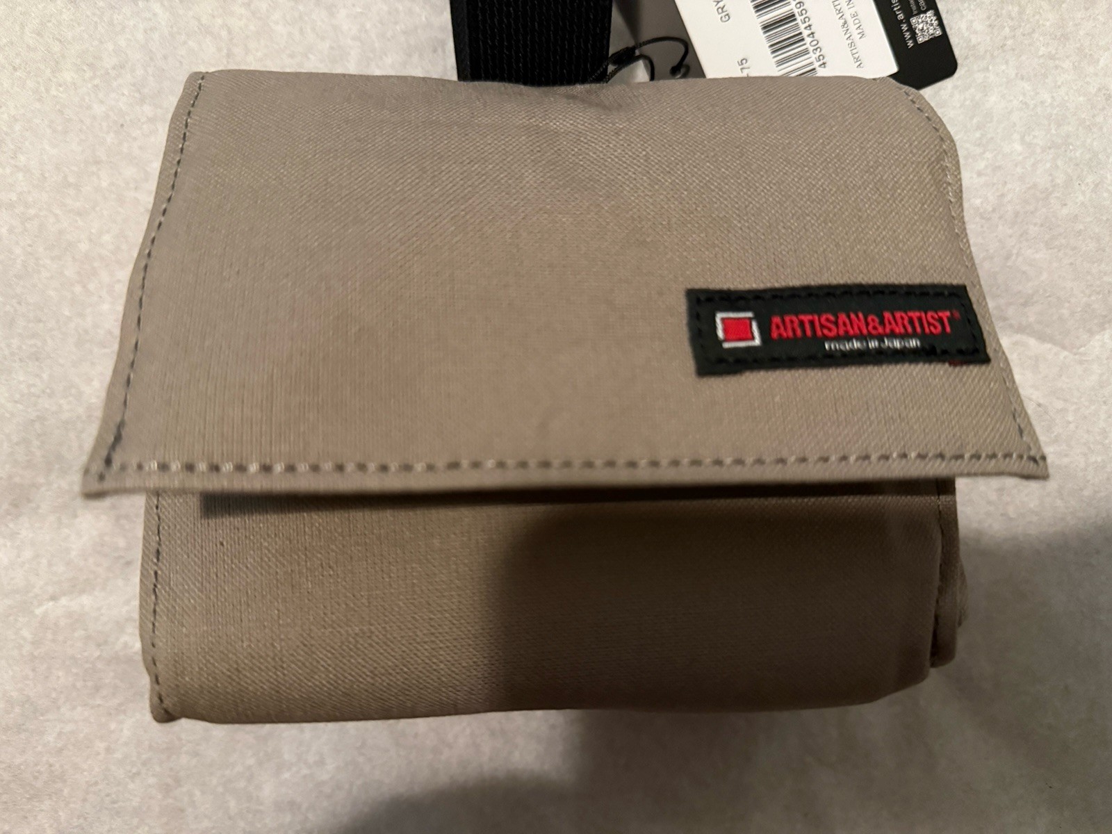 Artisan & Artist ACAM-75 Camera Pouch Gray NEW