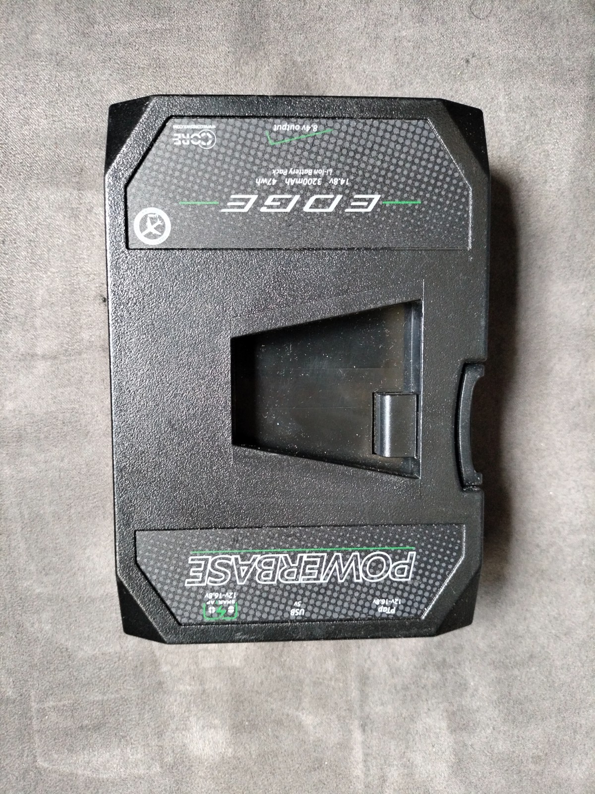 Core SWX Powerbase EDGE Small Form 47Wh 14.8V Cine V-Mount Battery Pack #2047632