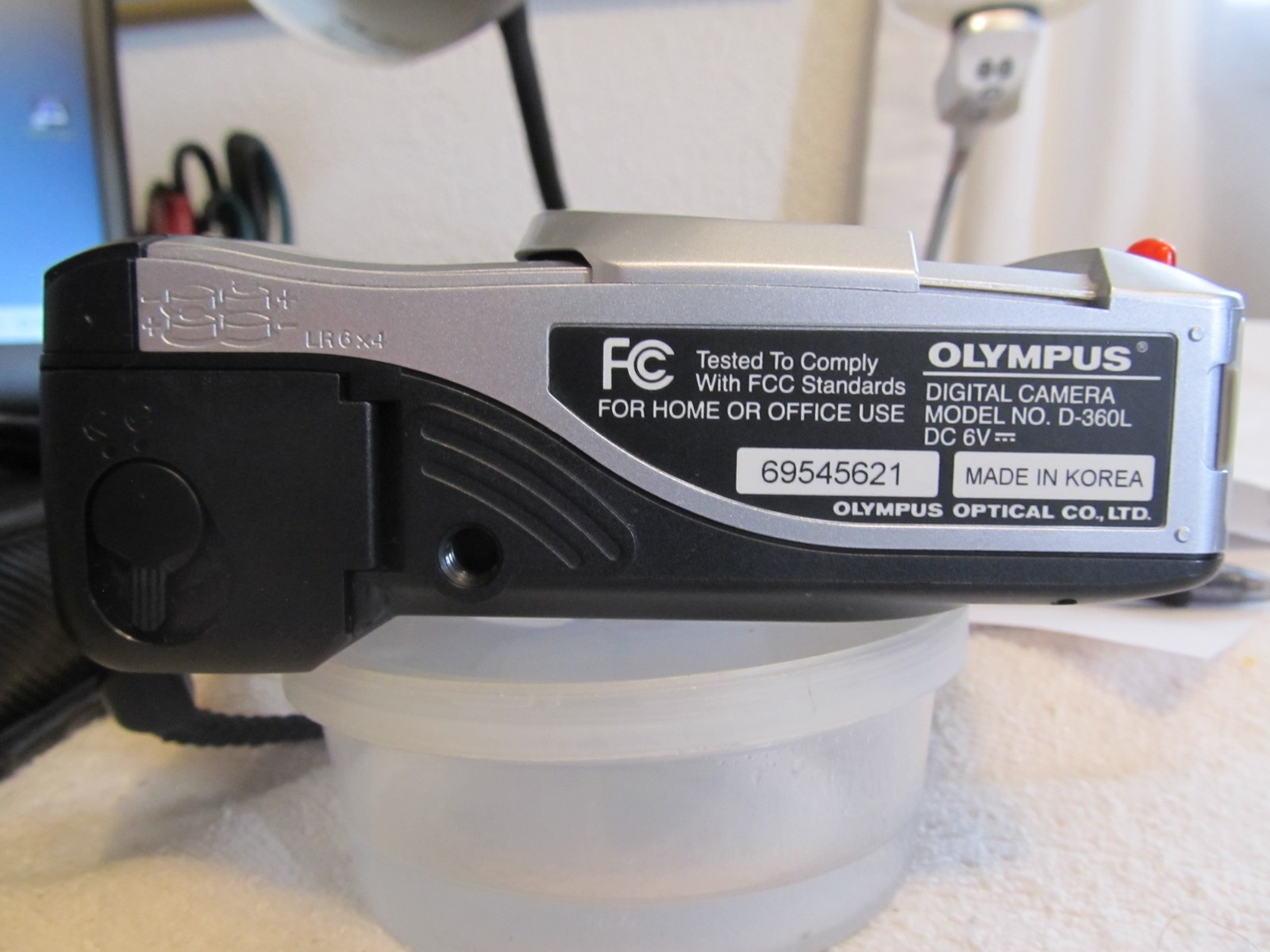 EXCELLENT Olympus Camedia D-360L 1.3 Megapixel With 8 & 32 mb Cards TESTED