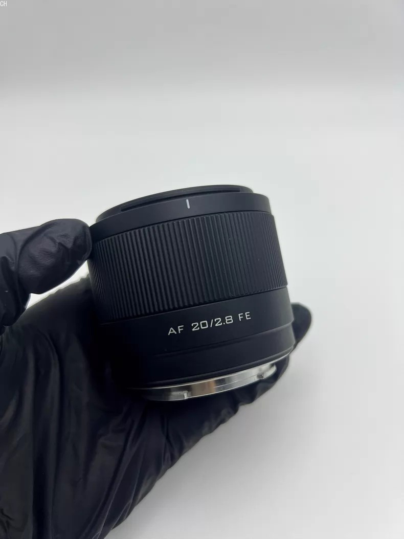 Viltrox 20mm F2.8 FE Wide-Angle AF Lens for Sony E-Mount | 98% New, Full-Frame