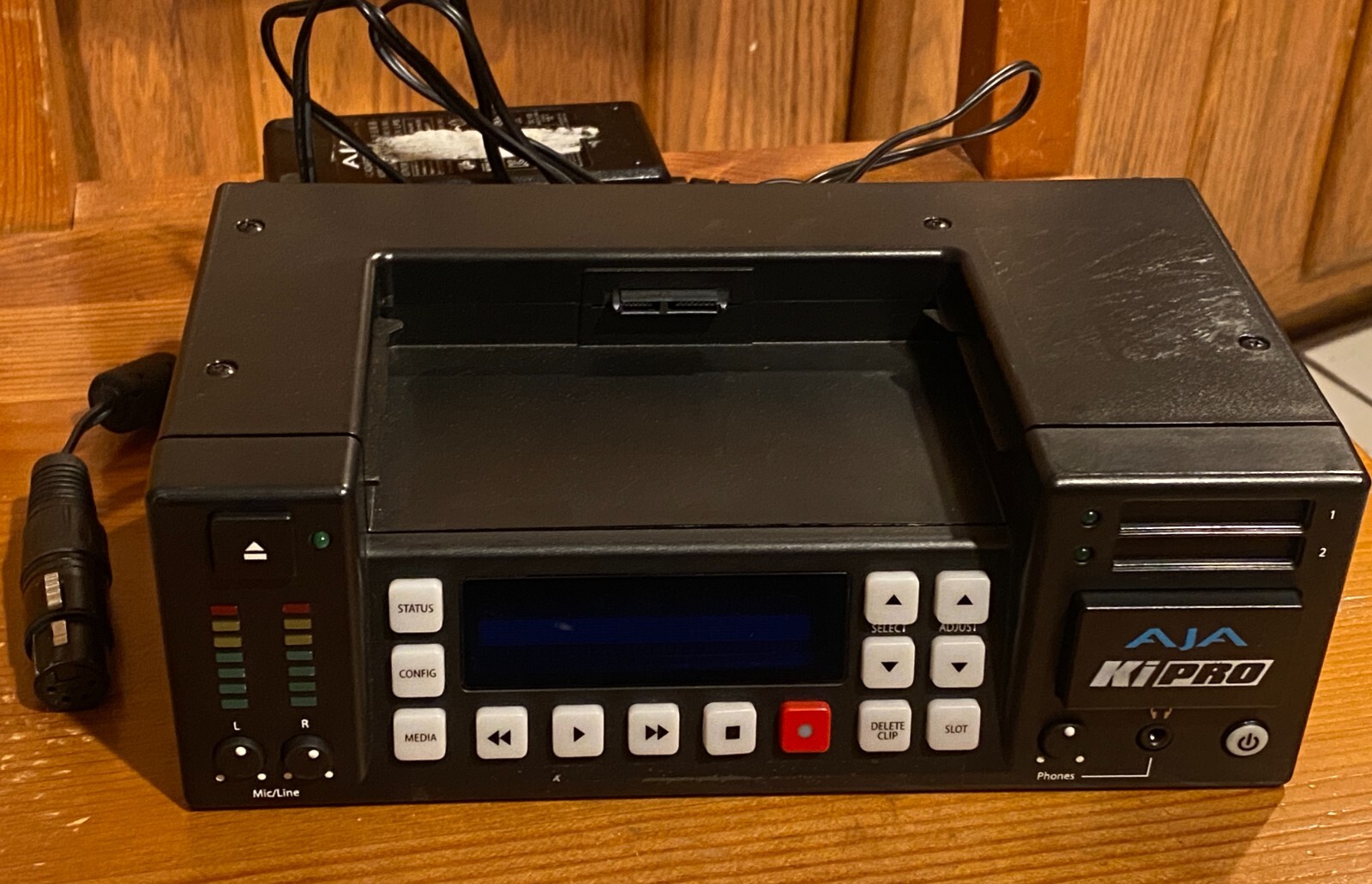 AJA Ki Pro Field HDMI SDI Video Recorder HD ProRes 4:2:2 (No Kistor Media Drive)