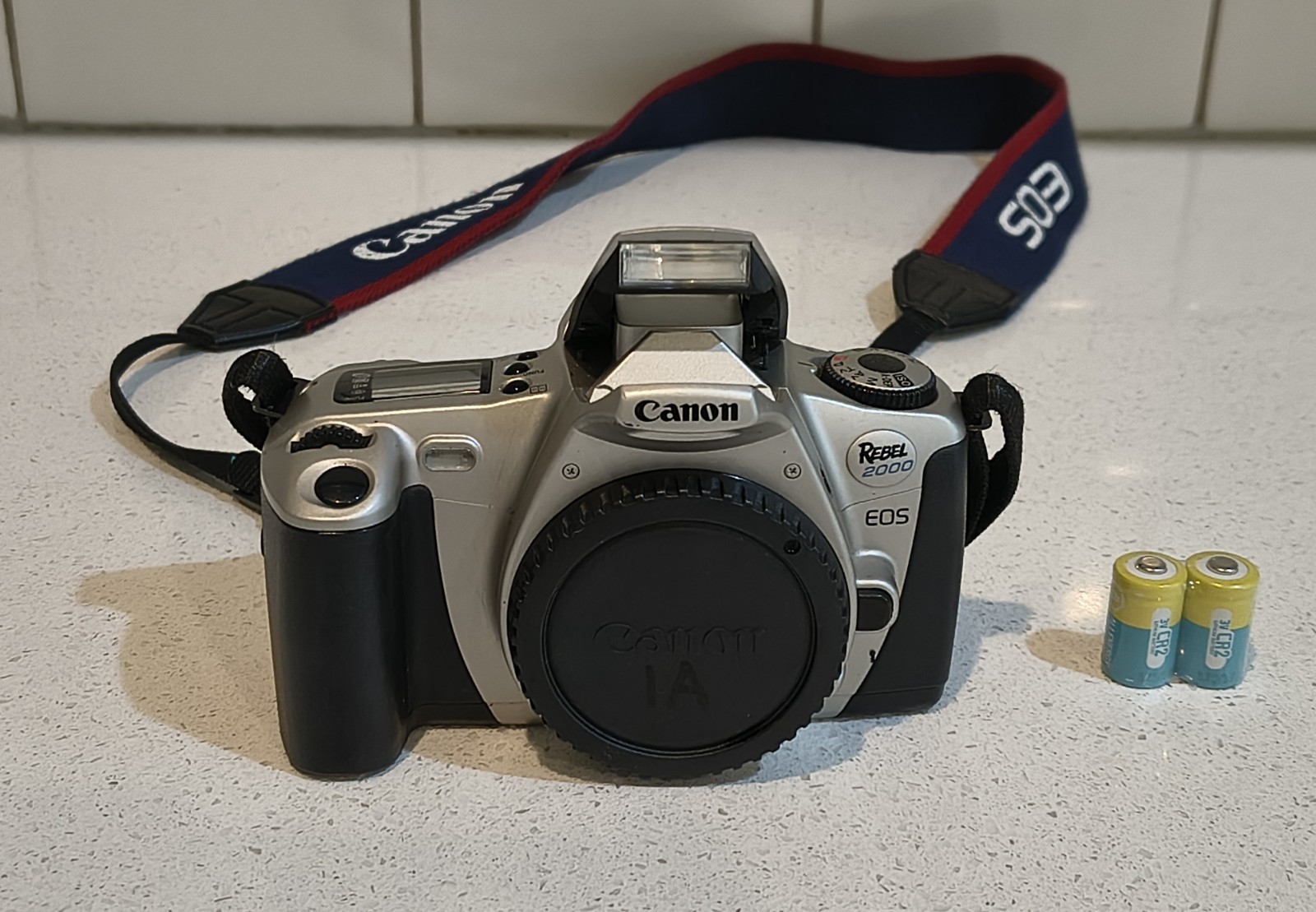 Canon EOS Rebel 2000/EOS 300 35mm Film Camera Body only + Strap, Battery |TESTED