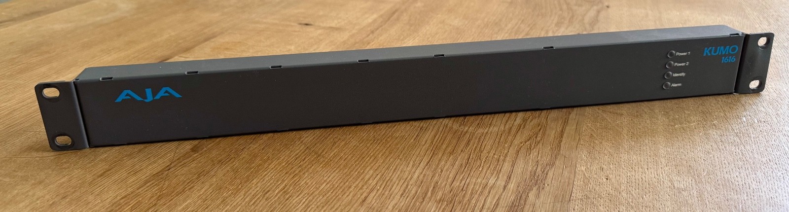 AJA KUMO 1616 VIDEO ROUTER