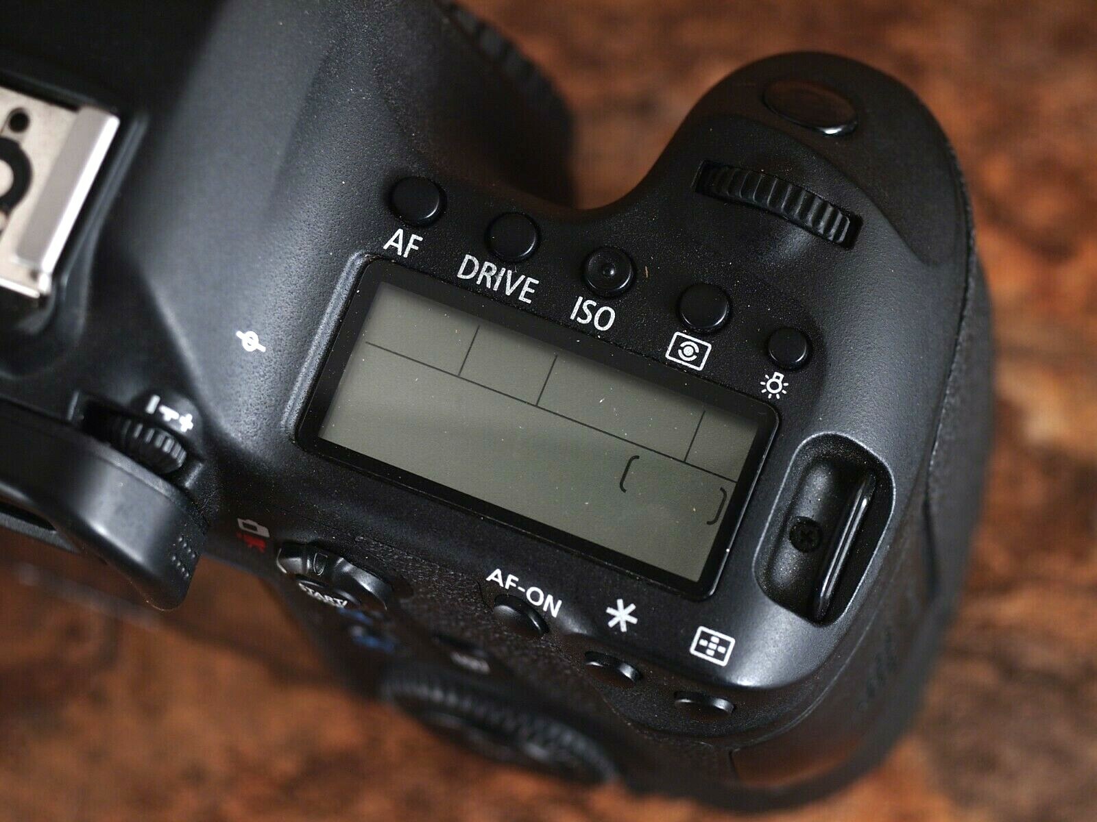 Canon EOS 6D Camera – Near Mint