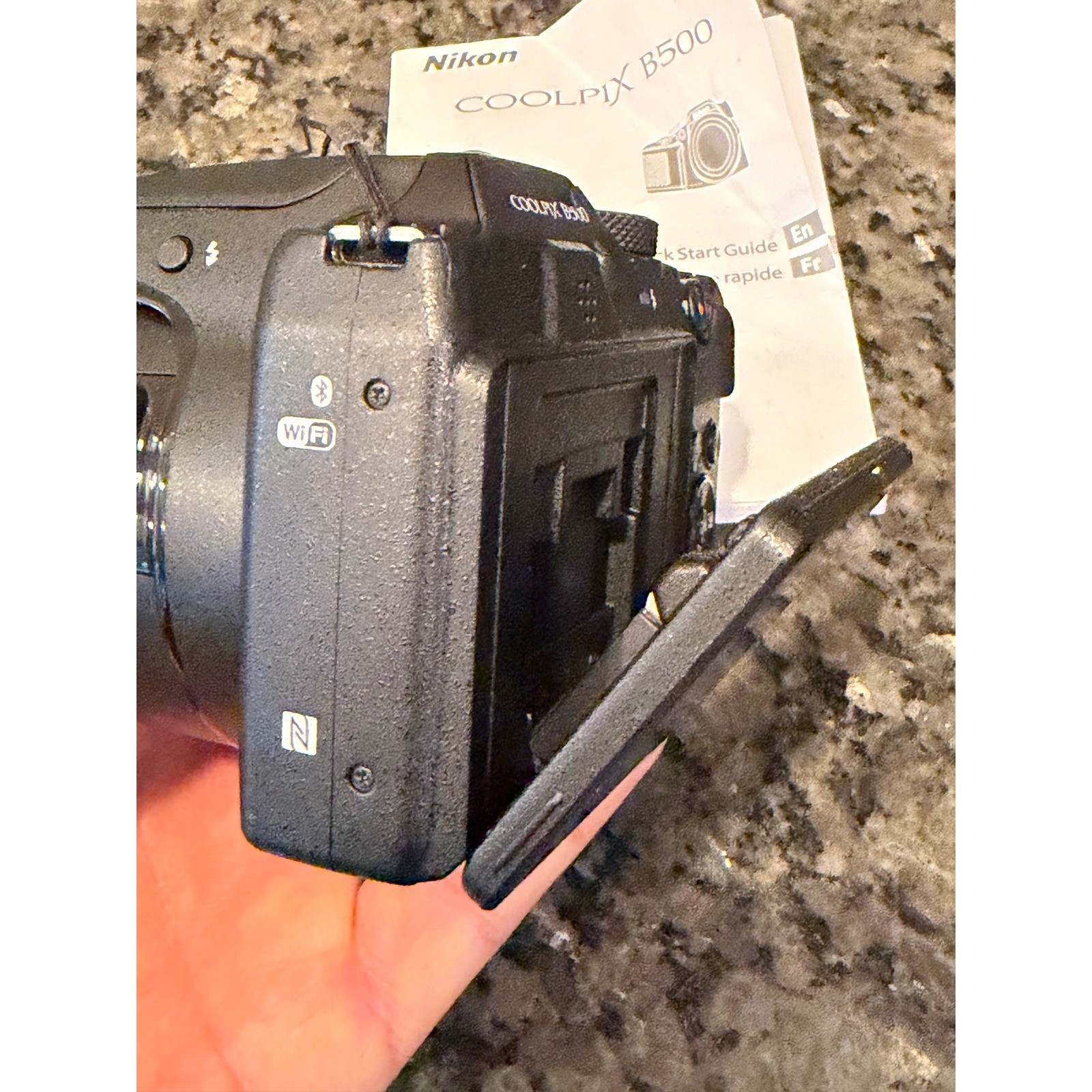 Nikon Coolpix B500 Black Digital Camera 40x Optical Zoom For Parts or Repair