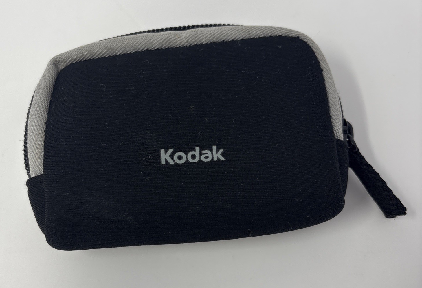 Kodak Pixpro FZ43 Digital Camera • Black • w/ Box, Case, & 16 GB SD Card. Tested