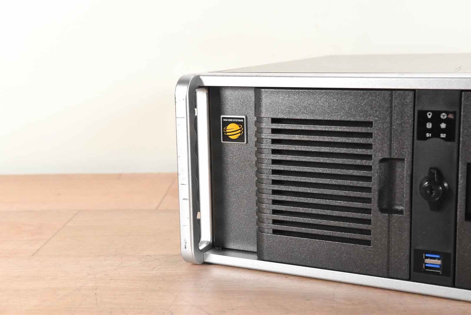 High End Systems Axon HD Pro Media Server CG002W0