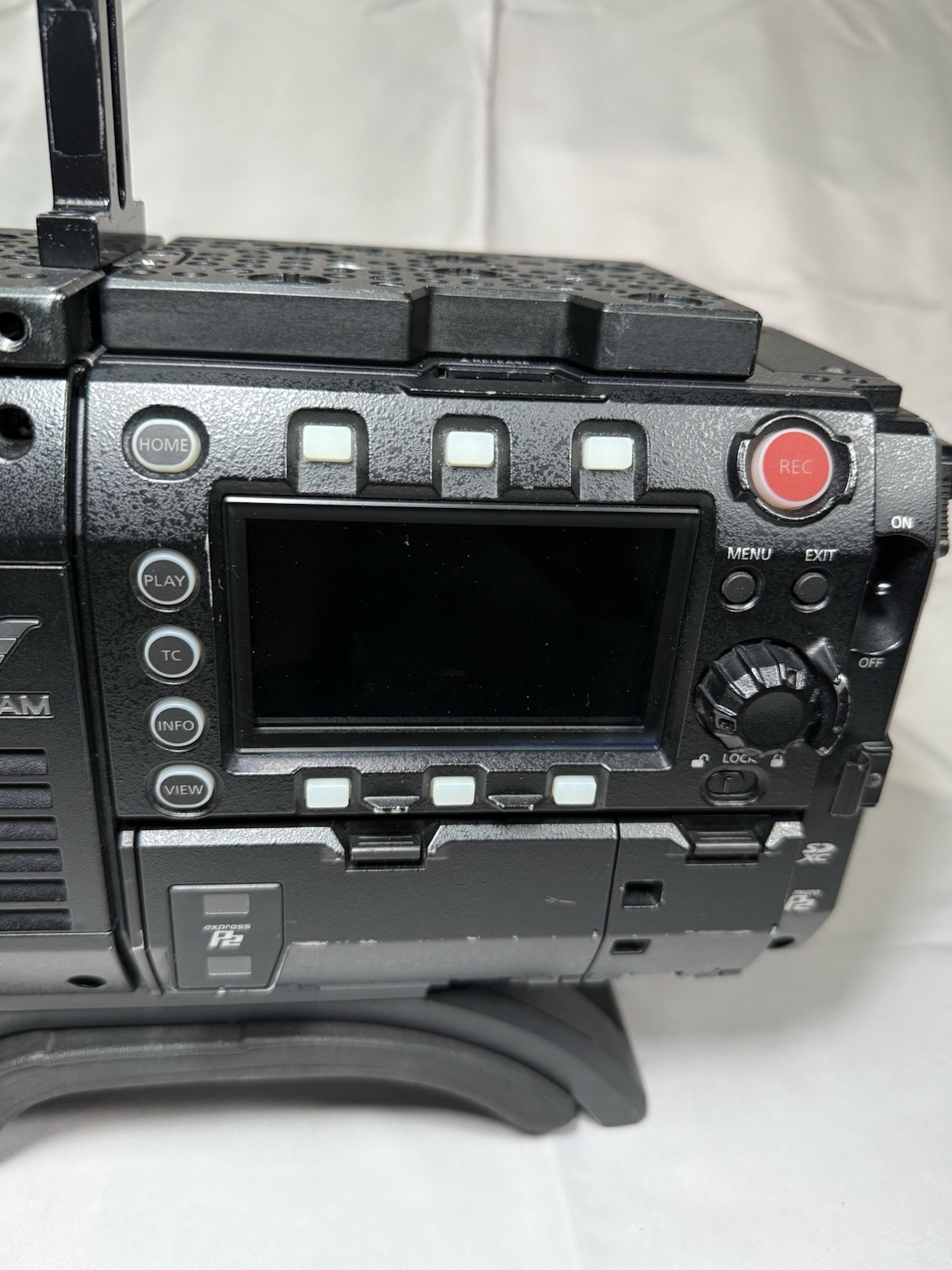 Panasonic VariCam 35 4K Camera Package – AU-V35C1 + AU-VREC1 Recorder + EVF