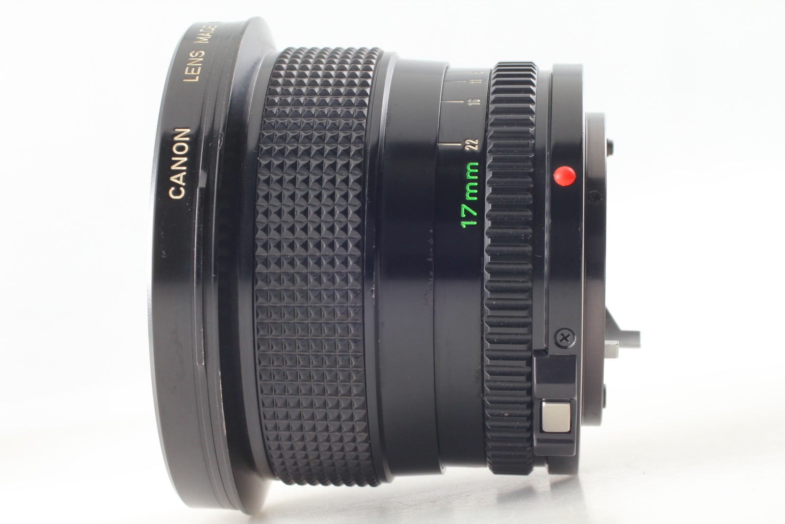 【N MINT】 Canon New FD NFD 17mm f/4 MF Wide Angle Lens for Film Camera From JAPAN