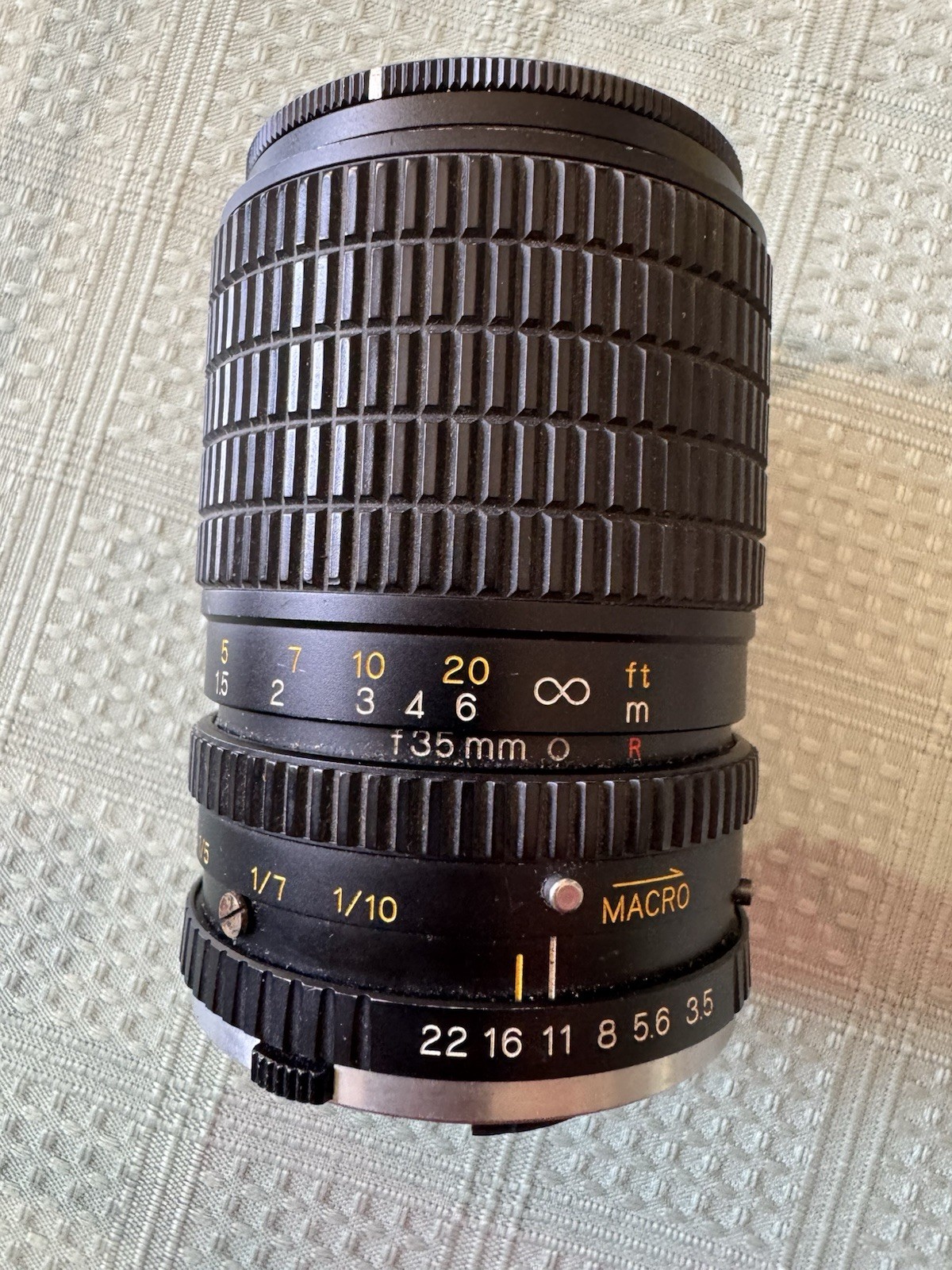 OSAWA ZOOM 35 – 105 MACRO – Olympus OM Mount
