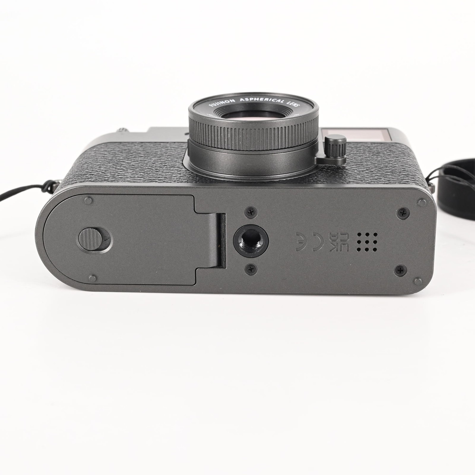 Fujifilm X Half Frame 18MP Digital Camera #664