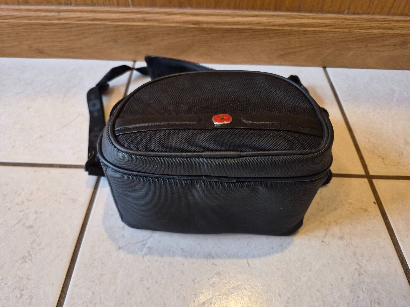 Wenger The Trend Camera Bag Black Nylon Carry Case